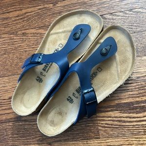 Birkenstock Leather Gizeh Sandals